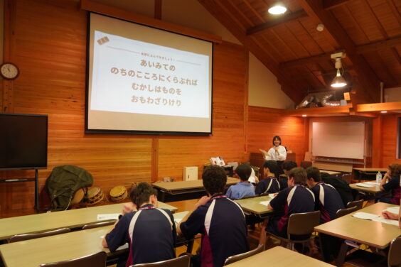 百人一首大会の様子1