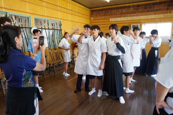 弓道体験の様子1