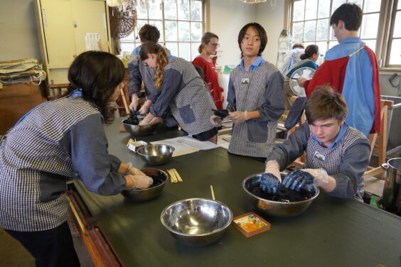 藍染体験の様子4